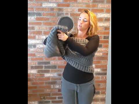 Convertible Infinity Katniss Cowl styling tutorial