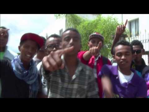Tambabe Rap Gasy 301 Fianar_Freestyle_Galy_Fantsy(video officiel by SD Pixel 2014) Mafianar