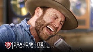 Drake White - The Coast Is Clear (Run with the Bulls) (Acoustic) // The George Jones Sessions