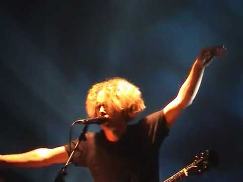 Video thumbnail for In My Time of Dying (Live) [Hamburg, Docks, 26/04/2003]