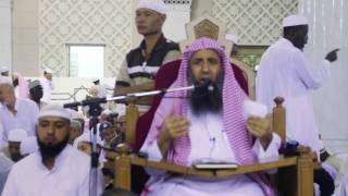 حكم المصافحة والمعانقة عند اللقاء image