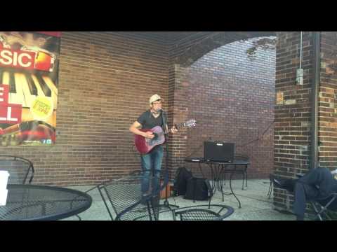 Derek Luttrell at the Edgebrook Farmers Market 2016