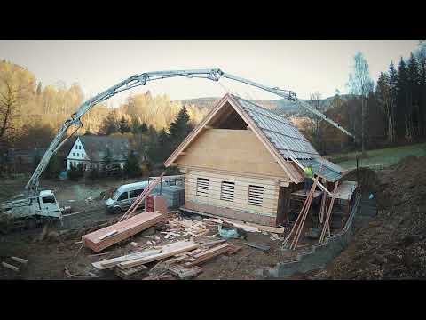 Stavba roubenky - časosběr