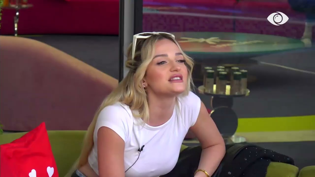 “Nuk je i ftuar në një gëzim, me çfarë fytyre vjen?”/ Selin debaton ashpër me Rogertin: O qen zagar