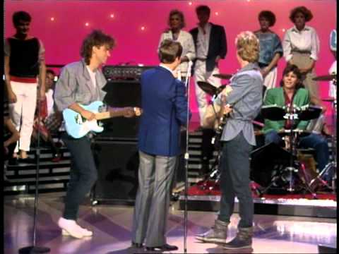 Dick Clark Interviews Mr Mister- American Bandstand 1984