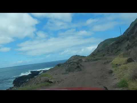 Keana point Hawaii with large cliffs thought we could fall at one point