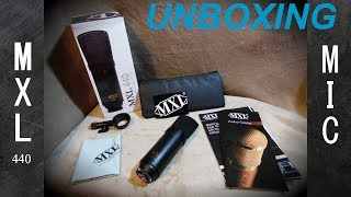 Video thumbnail for MXL 440 Microphone Unboxing by Gina S.