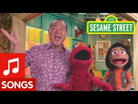 Sesame Street: Meet the Friends in Your Neighborhood with Ji-Young, Elmo, and Alan