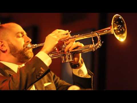 Mike Sailors Hot 5 - Riverboat Shuffle (Hoagy Carmichael)