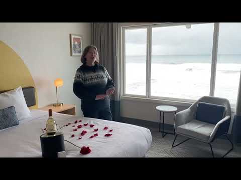 Surfland Hotel Review in Lincoln City Oregon