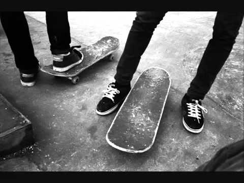 Chikinki - Assasinator 13 (Ruede Hagelstein Mix)