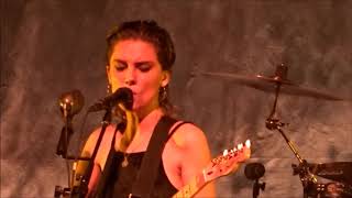 Wolf Alice - Sadboy, Live at Brooklyn Steel, NY, 4th December 2017