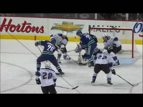 Canucks Vs Kings - Game 1 Highlights - 04.15.10 - HD