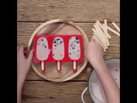 download lagu mp3 mp4 Black Bean Ice Cream, download lagu Black Bean Ice Cream gratis, unduh video klip Black Bean Ice Cream