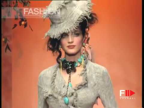 "Vivienne Westwood" Spring Summer 1997 Paris 3 of 6 pret a porter woman by FashionChannel
