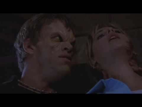 BTVS   1x01   Buffy fight HD