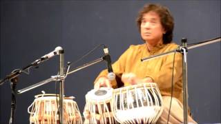 Ustad Zakir Hussain Tabla Solo- Guru Pournima 2016