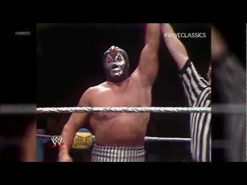 WWE Classics- HOF: Mil Máscaras Video