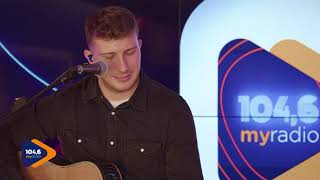 ΓΙΑΝΝΗΣ ΞΑΝΘΟΠΟΥΛΟΣ – Τα μάτια κλείνω | My Radio 104,6