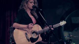 Tori Kelly - Dear No One (LIVE)