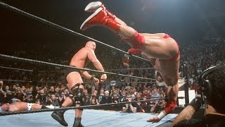 &quot;Stone Cold&quot; Steve Austin goes crazy in the Royal Rumble Match: Royal Rumble 2002