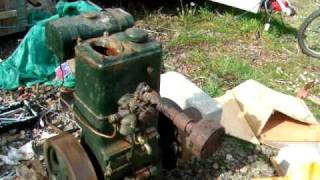 preview picture of video 'Bamford EG2 Stationary Engine first run'