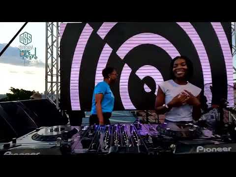 Critical Point ft. Vikter Duplaix - messages