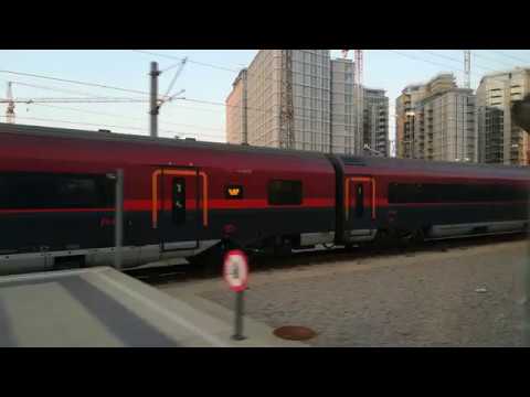 Leaving Viena hauptbahnhof with Dacia train [D 347]