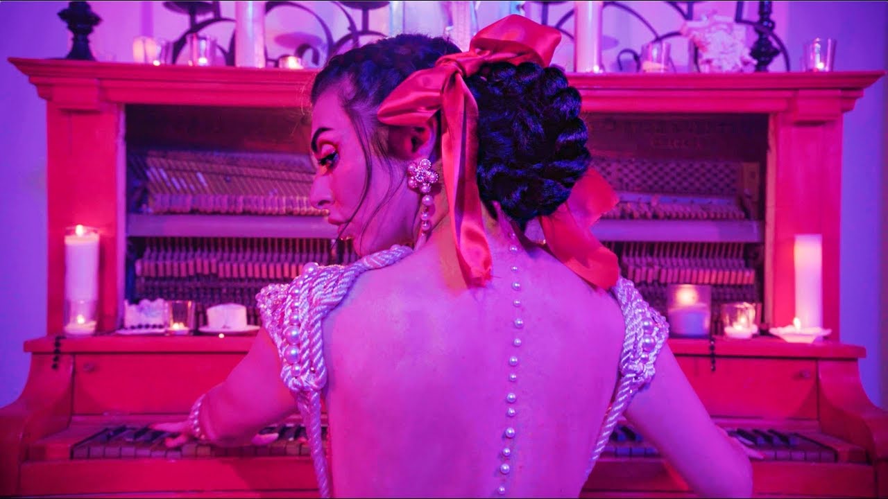 Qveen Herby ft. Blimes, Gifted Gab — Mozart