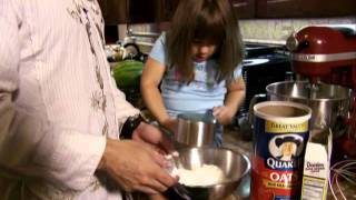 Robert Rodriguez 10 Minute Cooking School: Volcano Cookies