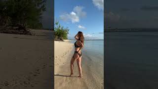 tannkini タンキニ　シャーリング工程　ワンピース水着　レースカバー水着　エスニック柄　ピーチ柄 ホワイト無地　ネイビー無地　ラッシュガードセット　フリル水着　ビキニ..