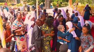 Download lagu Hakuna kupoa, ona Wakurya walivyowasilisha zawadi kwa Sr. Suzana Dotto na Sr. Winifrida Didas. mp3 Download lagu Hakuna kupoa, ona Wakurya walivyowasilisha zawadi kwa Sr. Suzana Dotto na Sr. Winifrida Didas. mp3