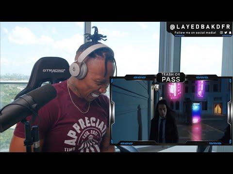 First REACTION to " Rock Music " Falling In Reverse ( Voices In My Head )