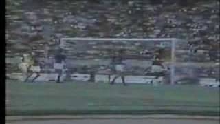 Elias Figueroa: Internacional de Porto Alegre 2-1 Cruzeiro (1975)