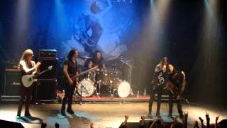 Almah - Torn (Opinião, 08.06.2014)