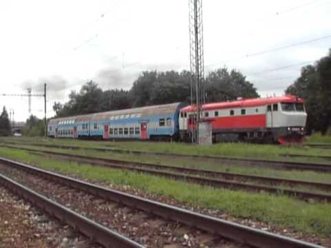 749.008 na čele os. vlacích sv.,9057,9058,9063,9064 - sestřih - 31.7.2011.
