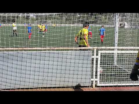 Hugo logrando gol empate escuela de futbol de valdemoro