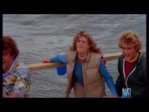 L'ULTIMO SQUALO (1981) - Attacco al molo -