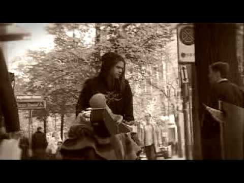 MAD MANOUSH  Not wearing diamonds