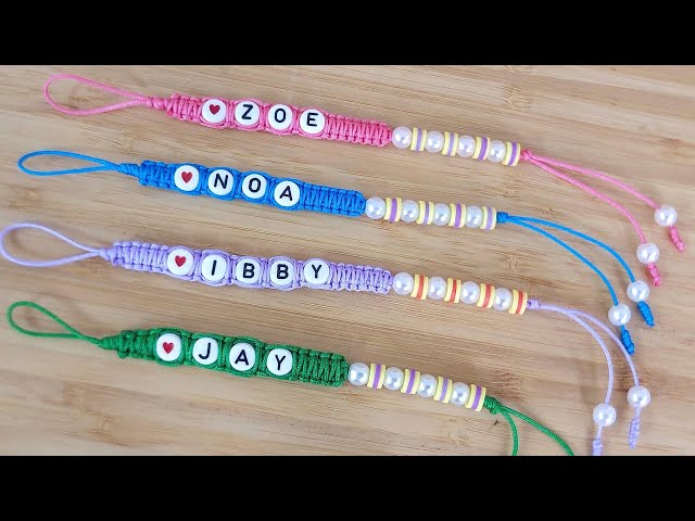 Vídeo relacionado con CBHTMY Llaveros Letras Corazón Blanco, Regalo Original para Novia,Llaveros Personalizados con Iniciales para, Porta Llaves Romántico para Mochila y Coche (D)
