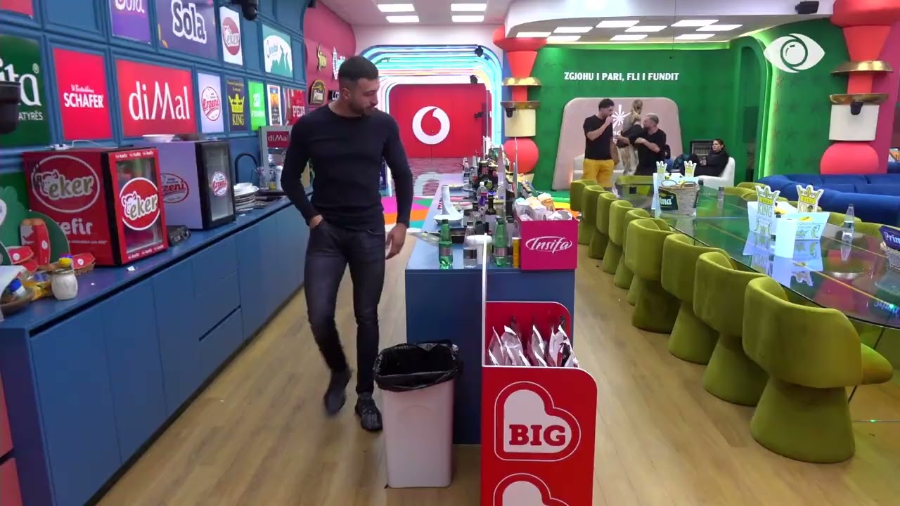 “Dy metra, burrëria zero”/ Aldo dhe Gjesti debatojnë me Jozin