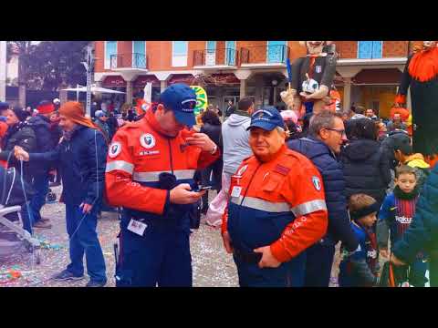 ANC Trezzo Sull'Adda. Carnevale trezzese 2018. Povero Piero.