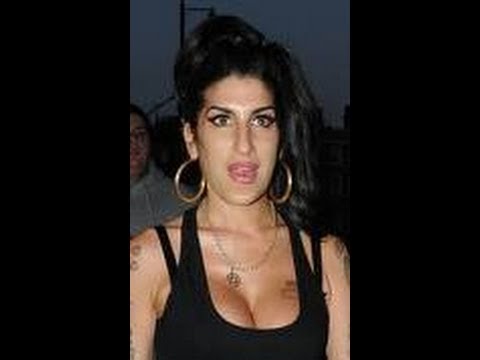Amy Winehouse performs love is a losing game with Prince