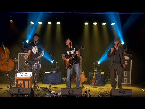 Andre Sinner feat. Fisch & Oldrik - Schneckenalarm (ungeprobt live)