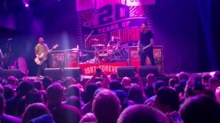 New Found Glory - "Who Am I" Live