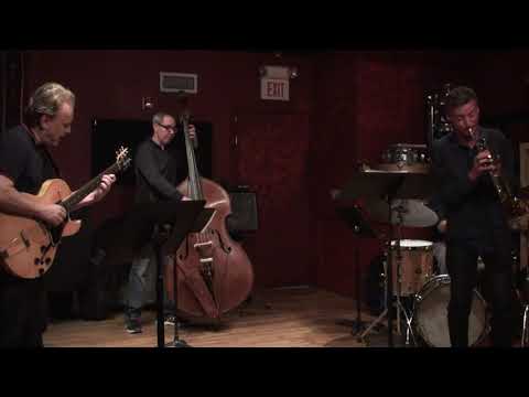 In her own bitter way - Jerry Bergonzi feat  Alexandre Carvalho