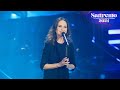 Sanremo 2024 - Gigliola Cinquetti canta "Non ho l'età" a Sanremo 2024