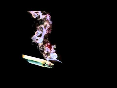 Maks feat. Tretina - Pár cigariet, pár metafor a zopár pív (mixtape)