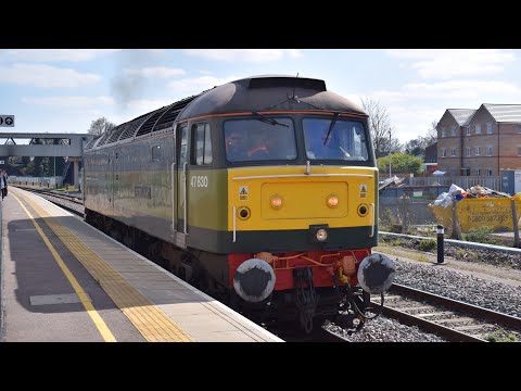 BR Green 47830 powers out of Peterborough on 0Z47 - 11/4/19