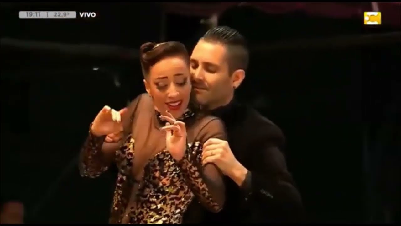 LEANDRO CAPPARELLI Y ANDREA KUNA - SUBCAMPEONES MUNDIALES DE TANGO ESCENARIO 2022